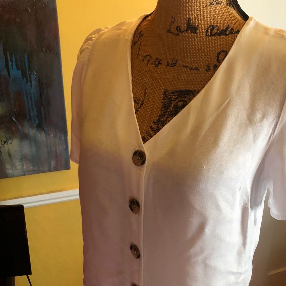 White Button Top